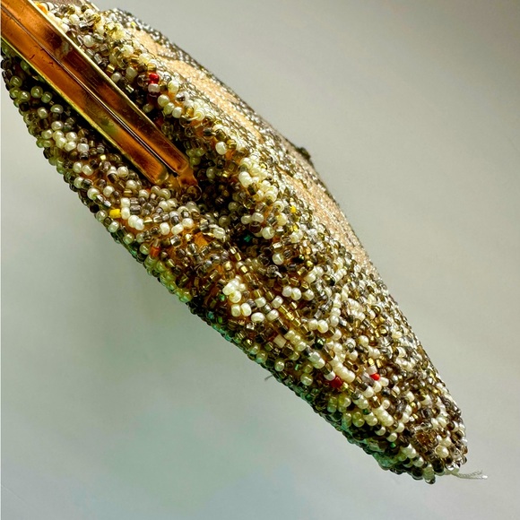 Vintage Art Deco Style Beaded Gold Yellow Clutch - Picture 5 of 10